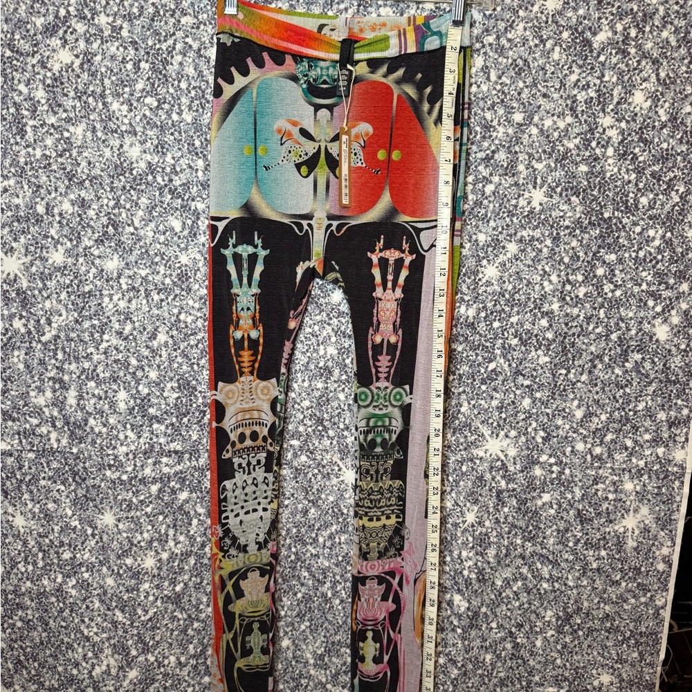 Skims Summer Mesh Orchid Cabinet Leggings - Picture 3 of 11